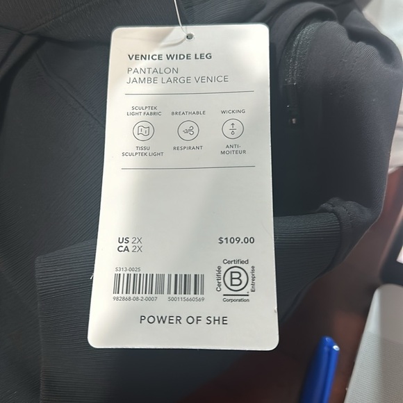 NWT Athleta Venice Wide Leg || Black - Picture 9 of 16